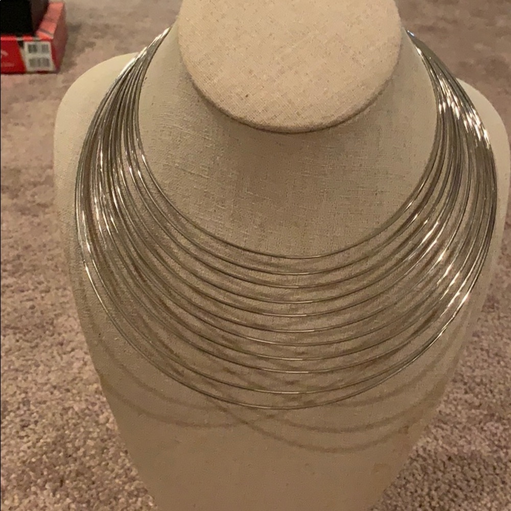 Timeless stunning Silver necklace